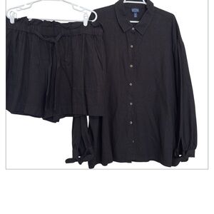 Scoop 2 piece set- shorts/long sleeve button down Women’s Size 20 - linen Blend